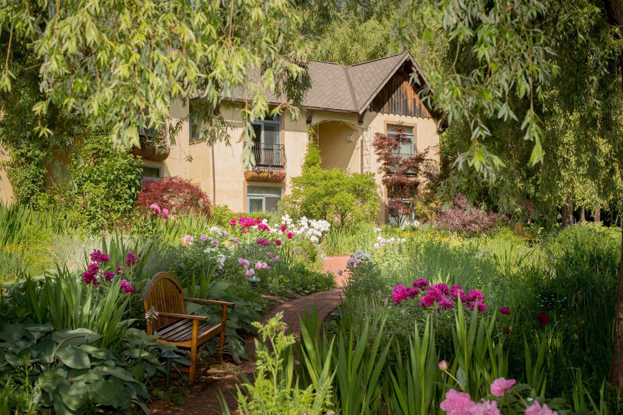 Mirbeau Inn & Spa - Skaneateles Exterior photo